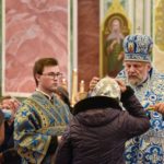 В КАНУН ПРАЗДНИКА ВВЕДЕНИЯ ВО ХРАМ ПРЕСВЯТОЙ БОГОРОДИЦЫ ЕПИСКОП ЯЛТИНСКИЙ НЕСТОР СОВЕРШИЛ ВСЕНОЩНОЕ БДЕНИЕ В КАФЕДРАЛЬНОМ АЛЕКСАНДРО-НЕВСКОМ СОБОРЕ Г. СИМФЕРОПОЛЯ.