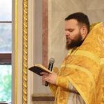 В Неделю 5-ю по Пятидесятнице, праздник Тихвинской иконы Божией Матери епископ Каллиник совершил Божественную литургию в кафедральном Александро-Невском соборе г.Симферополя.