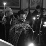 В канун Великой Пятницы Митрополит Симферопольский и Крымский Лазарь возглавил утреню с чтением двенадцати Евангелий Последования Святых и спасительных Страстей Господа нашего Иисуса Христа в кафедральном Александро-Невском соборе г Симферополя.