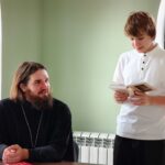 В воскресной школе Просветительского центра святителя Гурия Таврического при Александро‑Невском кафедральном соборе г. Симферополя состоялись очередные занятия, объединившие духовно‑нравственное воспитание и творческую практику