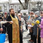 В праздник Входа Господня в Иерусалим  епископ Бахчисарайский Каллиник совершил праздничную Божественную литургию в кафедральном Александро-Невском соборе г. Симферополя.