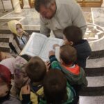 Учащиеся школ и воспитанники детских дошкольных учреждений начали учебный год с посещения Александро-Невского кафедрального собора