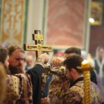 Праздничные богослужения в Александро-Невском кафедральном соборе в праздник Воздвижения Честного и Животворящего Креста Господня