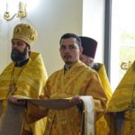 В ВОССТАНОВЛЕННОМ ХРАМЕ 4-Х СВЯТИТЕЛЕЙ МОСКОВСКИХ ПЕТРА, АЛЕКСИЯ, ИОНЫ И ФИЛИППА В ПРЕСТОЛЬНЫЙ ПРАЗДНИК ЕПИСКОП КАЛЛИНИК СОВЕРШИЛ ПЕРВУЮ БОЖЕСТВЕННУЮ ЛИТУРГИЮ.
