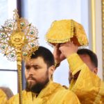 Архиерейское богослужение в Неделю 9-ю по Пятидесятнице в кафедральном Александро-Невском соборе г. Симферополя.