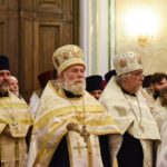 ДУХОВЕНСТВО, МОНАШЕСТВУЮЩИЕ И МИРЯНЕ КРЫМСКОЙ ЕПАРХИИ ПОЗДРАВИЛИ МИТРОПОЛИТА СИМФЕРОПОЛЬСКОГО И КРЫМСКОГО ЛАЗАРЯ С РОЖДЕСТВОМ ХРИСТОВЫМ.