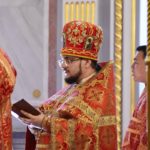 В праздник Всемирного Воздвижения Честного и Животворящего Креста Господня, Глава Крымской Митрополии, Высокопреосвященнейший Митрополит Симферопольский и Крымский Лазарь, возглавил Божественную литургию в кафедральном Свято-Александро-Невском соборе г. С