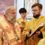 Архиерейское богослужение в Неделю 9-ю по Пятидесятнице в кафедральном Александро-Невском соборе г. Симферополя.