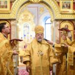 ЕПИСКОП ЯЛТИНСКИЙ НЕСТОР ВОЗГЛАВИЛ ЛИТУРГИЮ В ДЕНЬ ПАМЯТИ ПРАВЕДНОГО ИОАННА КРОНШТАДТСКОГО В КАФЕДРАЛЬНОМ АЛЕКСАНДРО-НЕВСКОМ СОБОРЕ Г. СИМФЕРОПОЛЯ.