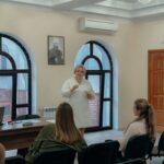 В Просветительском центре святителя Гурия Таврического прошли очередные занятия для детей и подростков