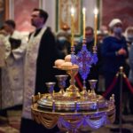 В КАНУН ПРАЗДНИКА РОЖДЕСТВА ХРИСТОВА МИТРОПОЛИТ ЛАЗАРЬ ВОЗГЛАВИЛ ВСЕНОЩНОЕ БДЕНИЕ В СВЯТО-АЛЕКСАНДРО-НЕВСКОМ КАФЕДРАЛЬНОМ СОБОРЕ Г. СИМФЕРОПОЛЯ.