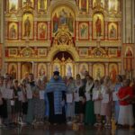 Благодарственный молебен, в завершение которого были вручены сертификаты об успешном окончании библейско-богословских курсов при Просветительском центре имени св. Гурия, архиепископа Таврического