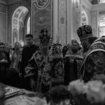 Митрополит Симферопольский и Крымский Лазарь совершил вечерню с чином выноса Святой Плащаницы в кафедральном Свято-Александро-Невском соборе г. Симферополя.
