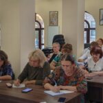 В Просветительском центре имени святителя Гурия Таврического при Александро-Невском кафедральном соборе прошла первая в новом учебном году встреча, посвящённая изучению Священного Писания