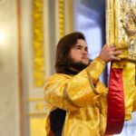 Воскресные богослужения в Александро-Невском кафедральном соборе в Неделю 15-ю по Пятидесятнице, в праздник Положения честного пояса Пресвятой Богородицы