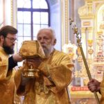 Епископ Ялтинский Нестор совершил Божественную литургию в кафедральном Александро-Невском соборе г. Симферополя в Неделю 18-ю по Пятидесятнице.