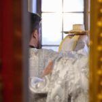 Литургия святителя Василия Великого в Великую субботу в кафедральном Александро-Невском соборе г. Симферополя.