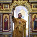 В ПРАЗДНИК СОБОРА АРХИСТРАТИГА МИХАИЛА И ПРОЧИХ НЕБЕСНЫХ СИЛ БЕСПЛОТНЫХ ПРЕОСВЯЩЕННЕЙШИЙ КАЛЛИНИК, ЕПИСКОП БАХЧИСАРАЙСКИЙ ВОЗГЛАВИЛ БОГОСЛУЖЕНИЕ В АЛЕКСАНДРО-НЕВСКОМ КАФЕДРАЛЬНОМ СОБОРЕ Г. СИМФЕРОПОЛЯ