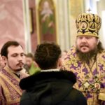 В канун Недели Крестопоклонной Митрополит Лазарь совершил всенощное бдение в кафедральном  Александро-Невском соборе г. Симферополя.