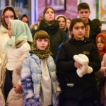 Ребята из образцового ансамбля "Сударушка" при школе № 2 г. Симферополя побывали на экскурсии в кафедральном Александро-Невском соборе.