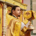 Высокопреосвященнейший Митрополит Лазарь возглавил Божественную литургию в кафедральном соборе святого благоверного князя Александра Невского г. Симферополя.