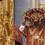 В канун праздника Воздвижения Честного и Животворящего Креста Господня епископ Ялтинский Нестор совершил всенощное бдение в кафедральном Александро-Невском соборе г. Симферополя.