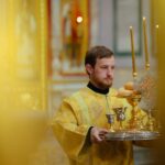 В Александро-Невском кафедральном соборе прошли богослужения в Неделю 2-ю по Пятидесятнице, Всех святых, в земле Русской просиявших