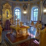 Литургия в Неделю о мытаре и фарисее, праздник Иверской иконы Божией Матери и святителя Алексия в кафедральном Александро-Невском соборе.