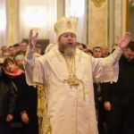 В Рождественскую ночь Митрополит Тихон возглавил праздничную Божественную литургию в кафедральном Александро-Невском соборе.