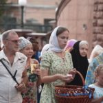 Утреня с чином Погребения Плащаницы Пресвятой Богородицы в кафедральном соборе святого благоверного князя Александра Невского г. Симферополя.