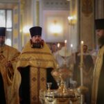 Воскресные богослужения в Александро-Невском кафедральном соборе в Неделю 5-ю по Пятидесятнице