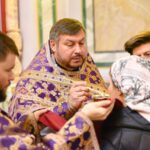 Божественная литургия  в Великий Четверток, день Воспоминания Тайной Вечери в кафедральном Александро-Невском собре.