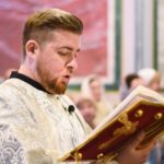 В Рождественскую ночь Митрополит Тихон возглавил праздничную Божественную литургию в кафедральном Александро-Невском соборе.
