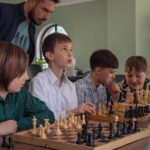 Шахматный турнир с чемпионом мира по быстрым шахматам, заслуженным мастером спорта России с воспитанниками Шахматного клуба воскресной школы Просветительского центра святителя Гурия Таврического