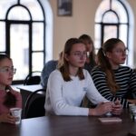 В кафедральном Александро-Невском соборе прошла духовная  беседа молодых людей