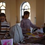 Воспитанники  Воскресной школы при Просветительском центре имени св. Гурия Таврического подготовили множество различных Рождественских открыток с добрыми пожеланиями Защитникам Отечества.