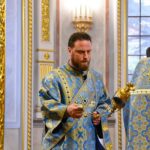 Литургия в праздник Похвалы Пресвятой Богородицы (Субботу Акафиста) в кафедральном Александро-Невском соборе.
