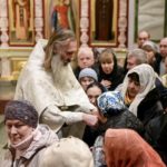 Архиерейская Божественная в кафедральном Свято-Александро-Невском соборе г. Симферополя   в день памяти святителя, Спиридона, епископа Тримифунтского чудотворца.