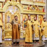 Архиерейское богослужение в Неделю 9-ю по Пятидесятнице в кафедральном Александро-Невском соборе г. Симферополя.