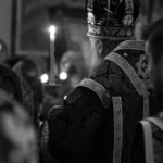 В канун Великой Пятницы Митрополит Симферопольский и Крымский Лазарь возглавил утреню с чтением двенадцати Евангелий Последования Святых и спасительных Страстей Господа нашего Иисуса Христа в кафедральном Александро-Невском соборе г Симферополя.