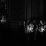 В канун Великой Пятницы Митрополит Симферопольский и Крымский Лазарь возглавил утреню с чтением двенадцати Евангелий Последования Святых и спасительных Страстей Господа нашего Иисуса Христа в кафедральном Александро-Невском соборе г Симферополя.