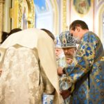 В ПРАЗДНИК ВВЕДЕНИЯ ВО ХРАМ ПРЕСВЯТОЙ БОГОРОДИЦЫ МИТРОПОЛИТ СИМФЕРОПОЛЬСКИЙ И КРЫМСКИЙ ЛАЗАРЬ ВОЗГЛАВИЛ ПРАЗДНИЧНУЮ ЛИТУРГИЮ В КАФЕДРАЛЬНОМ АЛЕКСАНДРО-НЕВСКОМ СОБОРЕ Г. СИМФЕРОПОЛЯ.