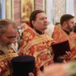Высокопреосвященнейший Митрополит Симферопольский и Крымский Лазарь возглавил молебное пение Животворящему Кресту Господню в кафедральном Александро-Невском сборе г. Симферополя.