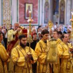 Митрополит Симферопольский и Крымский Тихон возглавил Божественную литургию престольного праздника в Александро-Невском кафедральном соборе г. Симферополя
