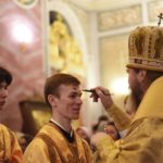 Митрополит Симферопольский и Крымский Тихон возглавил всенощное бдение в кафедральном соборе святого благоверного князя Александра Невского г. Симферополя в канун  дня памяти Корсунской иконы Божией Матери.