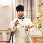 В Рождественскую ночь Митрополит Тихон возглавил праздничную Божественную литургию в кафедральном Александро-Невском соборе.