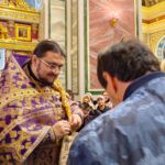 Божественная литургия  в Великий Четверток, день Воспоминания Тайной Вечери в кафедральном Александро-Невском собре.