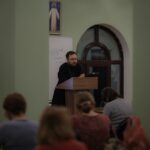 В Просветительском центре святителя Гурия Таврического при Александро-Невском кафедральном соборе прошло очередное занятие, по изучению Святого Писания