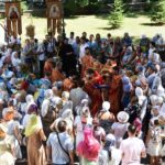 В праздник Происхождения Честных Древ Животворящего Креста Господня  епископ Нестор совершил малое освящение воды и освятил мед в кафедральном Александро-Невском соборе г. Симферополя.