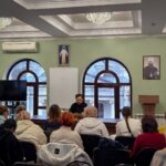 В Просветительском центре святителя Гурия Таврического при Александро-Невском кафедральном г. Симферополя прошло занятие по изучению Священного Писания